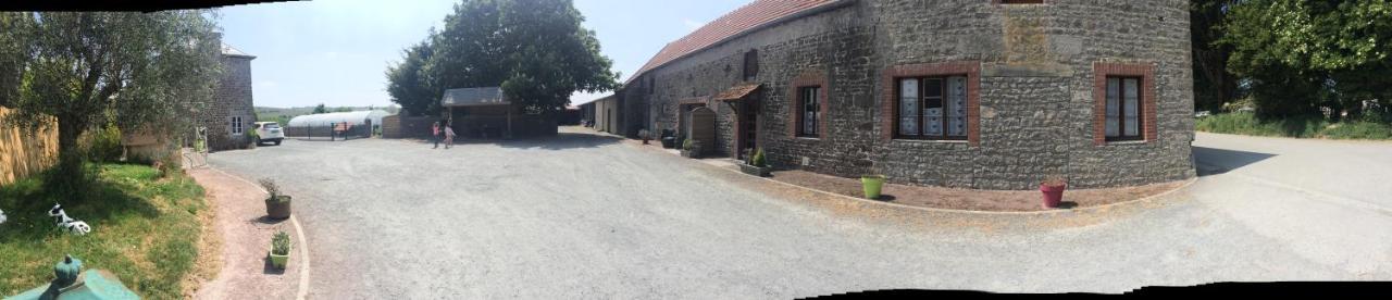 Le Loup Dans La Bergerie Bed & Breakfast Montmartin-sur-Mer ภายนอก รูปภาพ
