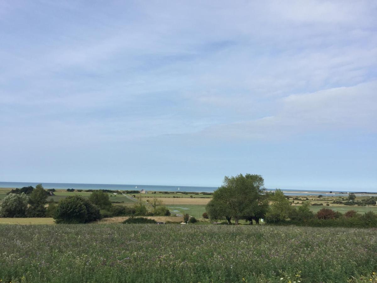 Le Loup Dans La Bergerie Bed & Breakfast Montmartin-sur-Mer ภายนอก รูปภาพ